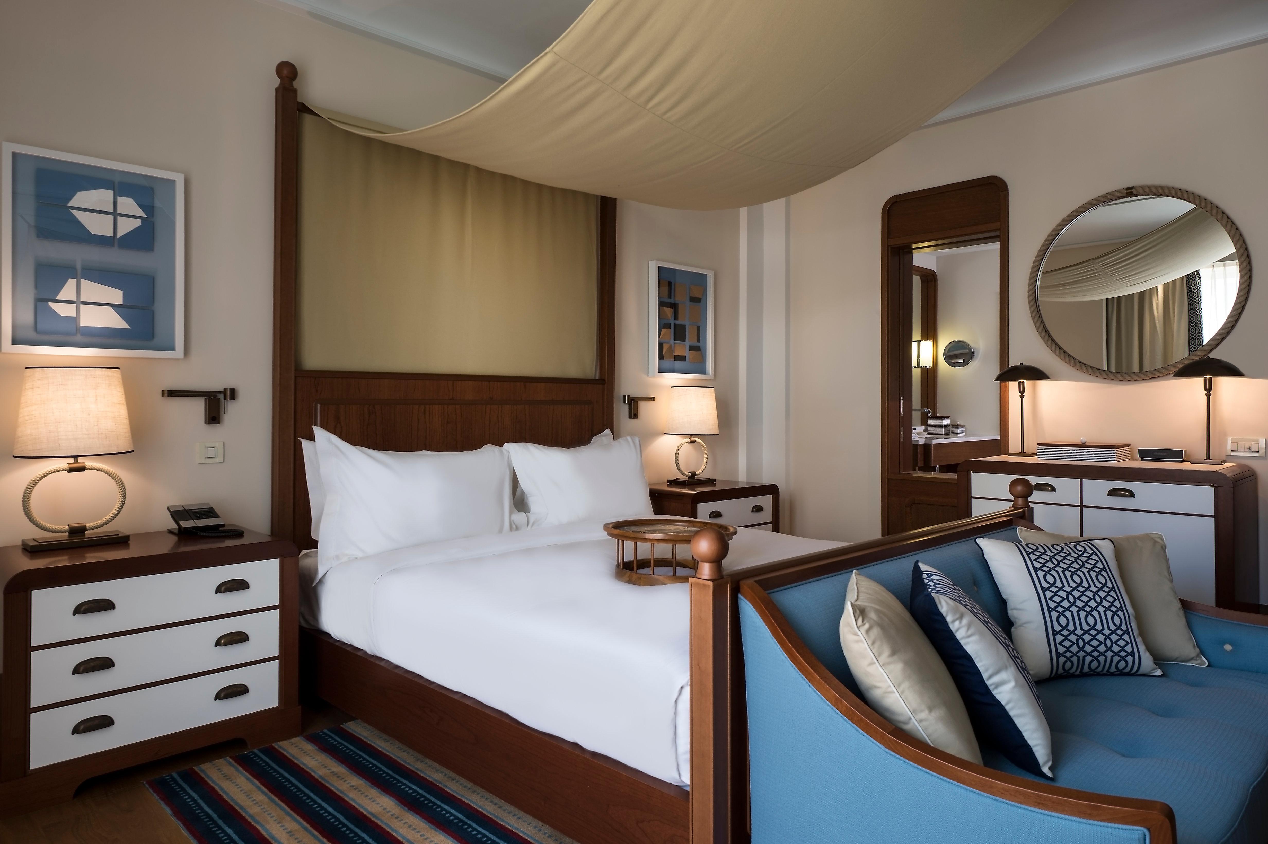 Regent Porto Montenegro ティヴァト エクステリア 写真 A bedroom at the hotel