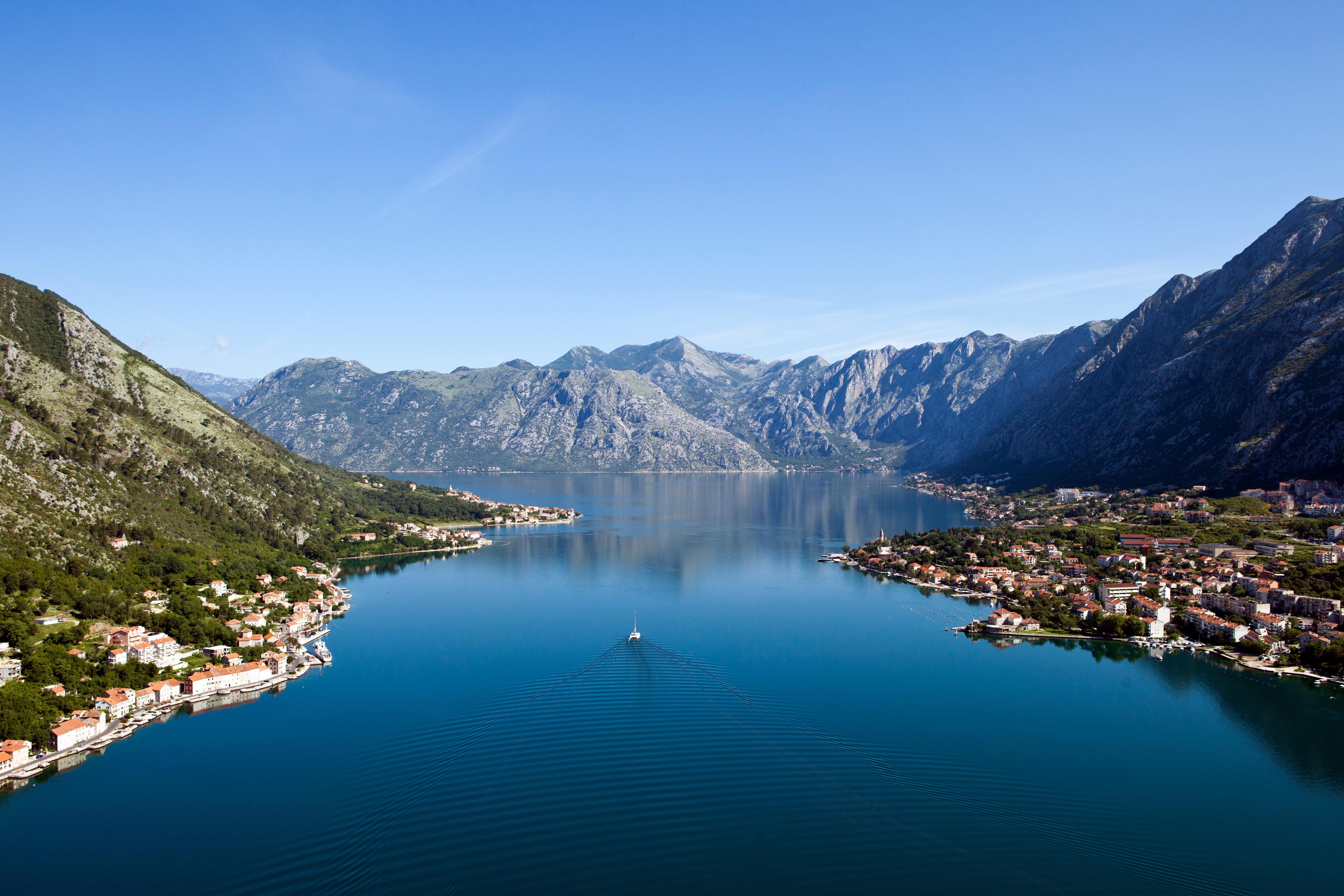 Regent Porto Montenegro ティヴァト エクステリア 写真 The Bay of Kotor